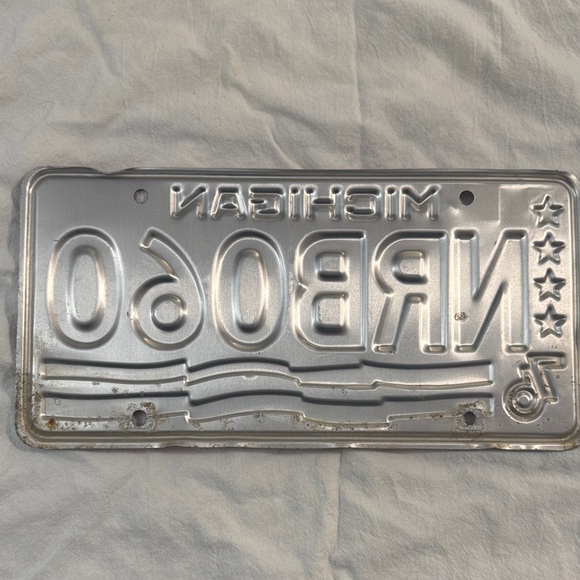 Vintage Authentic 1976 Michigan License Plate - Picture 8 of 8